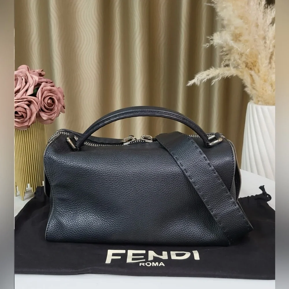 FENDI LEATHER SALLERIA HANDBAG 2WAY BAG